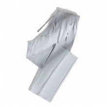 Hellgrau/Schlanke Beine